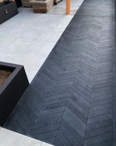 Opritsteen 40x8x8cm RMN Punto Nero A. van Elk BV